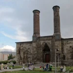 cifte minareli medrese