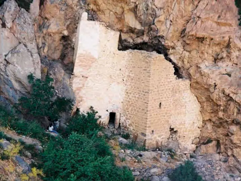 mar salita manastiri