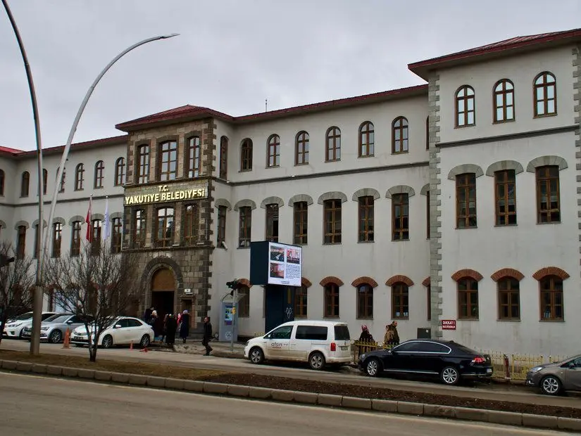 yakutiye meydan