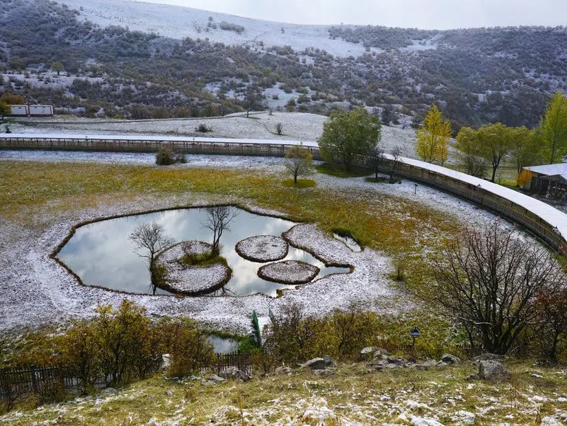 yuzen adalar tabiat aniti